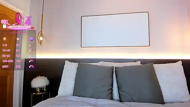 Freechat SolAvelar on StripChat