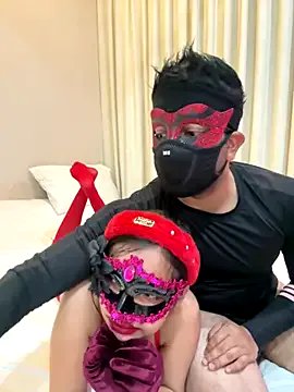 Stefani360 on StripChat