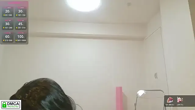SUZU_ on StripChat
