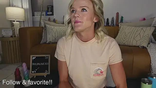 Freechat Taylorlove303 on StripChat