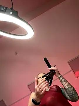 StripChat TeaseKitten is Freechat TeaseKitten — FINGERING PUSSY