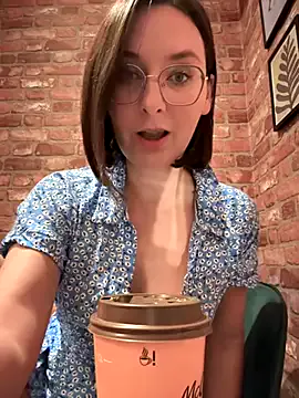 Offline The_Snowwhitee on StripChat