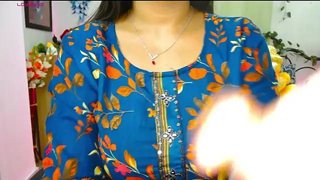 StripChat thyAnvi is Freechat thyAnvi — Oil on ass with thong