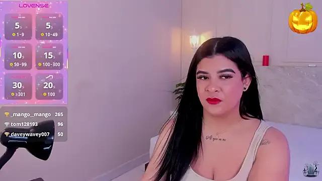 Freechat TianaGlow26 on StripChat