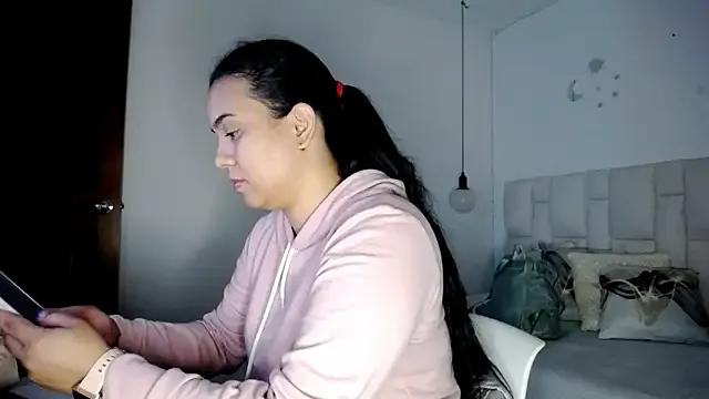 Freechat tiffany__pink on StripChat