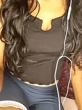 trending_tamizhachii — Lips show