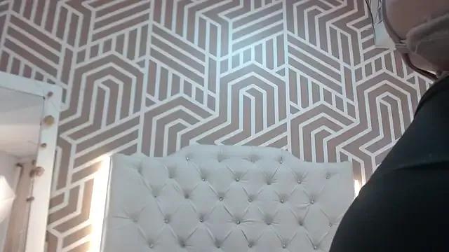 Freechat ValeryBerri on StripChat