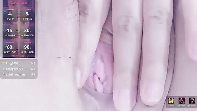 Group xiaoqingren on StripChat