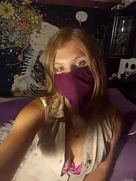 Freechat xXKnifeRiderXx on StripChat