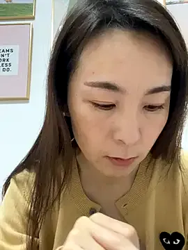 Offline you-005 on StripChat