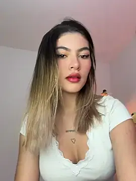 Freechat Your_Honeey on StripChat