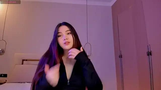 Freechat yummmymommy on StripChat