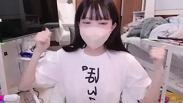 Group YUNOCHI_nyanko on StripChat