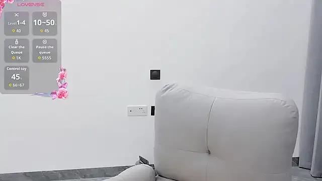 Freechat yuyu_77 on StripChat