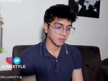 Photos of juancamroom from Chaturbate is Freechat