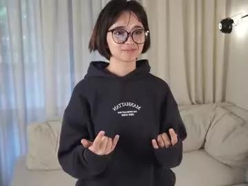 Check-out the ultimate cam show with our asian page. Come in and peek our huge showcase of popular asian liveshows out there!