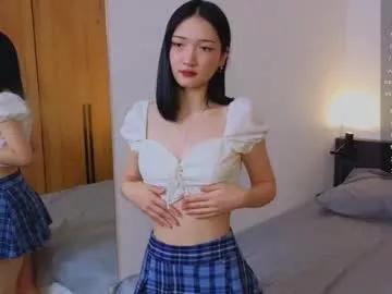 Satisfy your kookiest adult live sex cam wishes with our singapore page. With so many popular singapore hosts to sort from, you're sure to find the right match for your dreams.