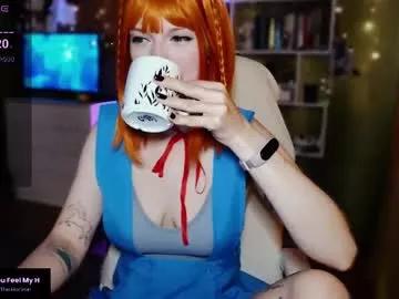 Activate your fixations: Get naughty and amuse these gorgeous cosplay hosts, who will reward you with silly garments and vibrators.