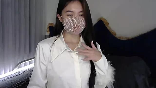 __layla__ from StripChat