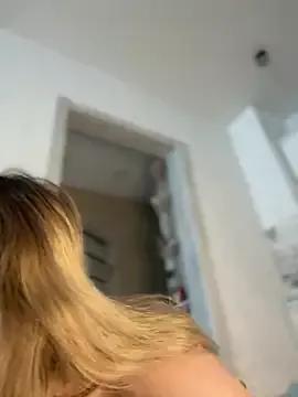 Photos of Adelina0001 from StripChat is Freechat