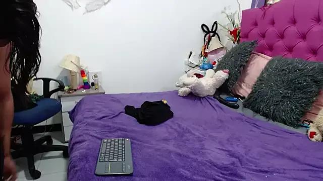 Incite your eccentricities: Get kinky and please these steamy asian sluts, who will reward you with wacky outfits and vibrating toys.