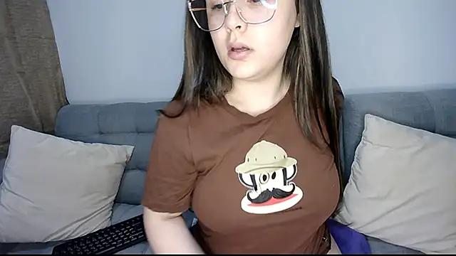 Incite your eccentricities: Get kinky and please these steamy asian sluts, who will reward you with wacky outfits and vibrating toys.