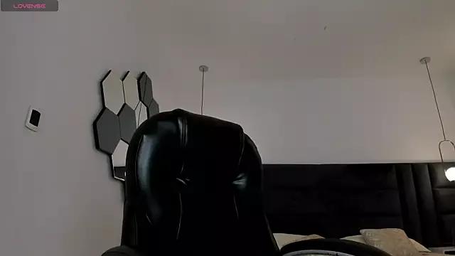 AliceHarper_ from StripChat is Freechat