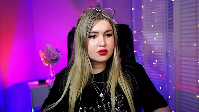 Incite your eccentricities: Get kinky and please these steamy asian sluts, who will reward you with wacky outfits and vibrating toys.