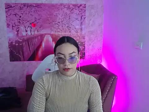 Aliss_m from StripChat is Freechat