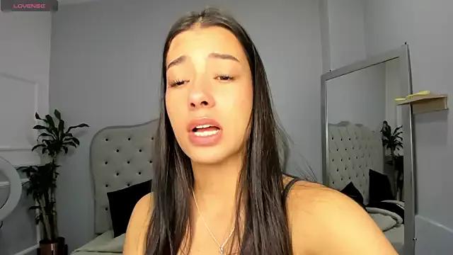 Alix_18_ from StripChat is Freechat