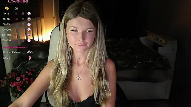 Incite your eccentricities: Get kinky and please these steamy asian sluts, who will reward you with wacky outfits and vibrating toys.