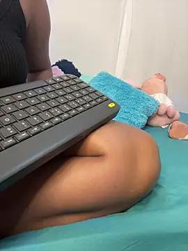 AnnePrince- from StripChat