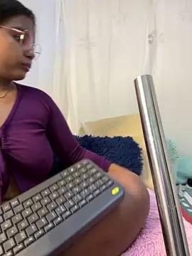 AnnePrince- from StripChat