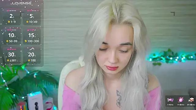 Incite your eccentricities: Get kinky and please these steamy asian sluts, who will reward you with wacky outfits and vibrating toys.