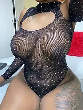 Photos of BeautyAuroa from StripChat is Freechat