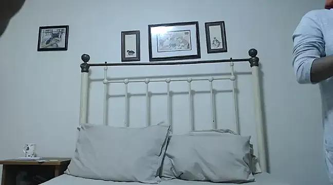Bedroom_Gangster007 from StripChat is Freechat