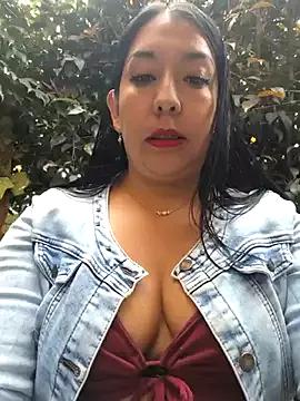 Bella_keny from StripChat is Freechat