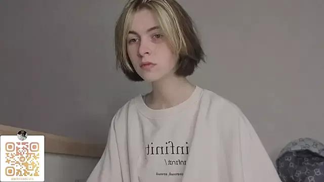 Photos of bertamimi from StripChat is Group