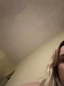 Photos of Bia_sexynovaes from StripChat is Freechat