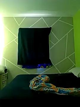 Boylatinn from StripChat is Freechat