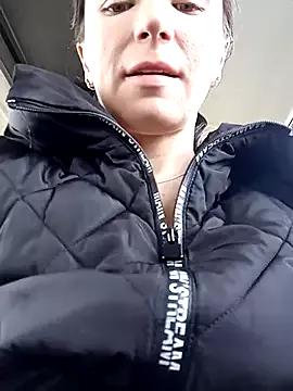 Brilliant-Queen1 from StripChat is Freechat