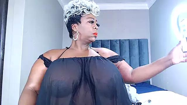 Photos of BustyWendyXXX47 from StripChat is Freechat