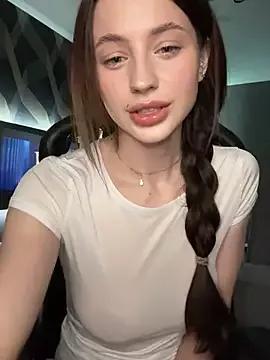 Camilla_Railian from StripChat is Freechat