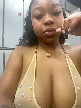 chanel00123 from StripChat is Freechat