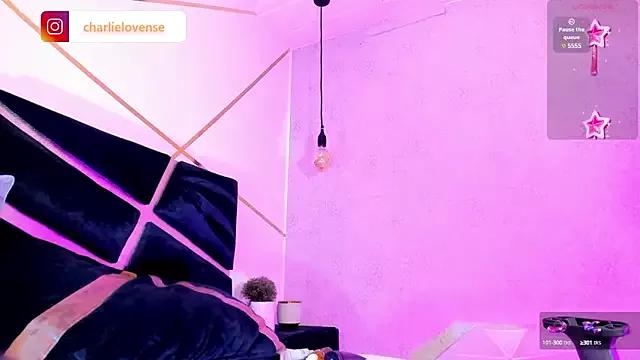 Charlie_Williams from StripChat is Freechat