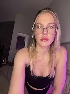 Incite your eccentricities: Get kinky and please these steamy asian sluts, who will reward you with wacky outfits and vibrating toys.
