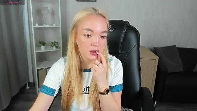 Incite your eccentricities: Get kinky and please these steamy asian sluts, who will reward you with wacky outfits and vibrating toys.