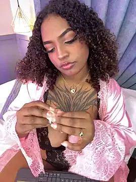 Cristal-Jonnes webcams show profile image 