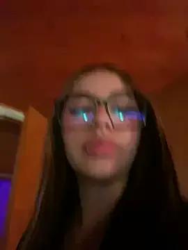 Cristina_pinkk from StripChat is Freechat