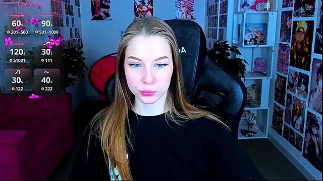 Incite your eccentricities: Get kinky and please these steamy asian sluts, who will reward you with wacky outfits and vibrating toys.